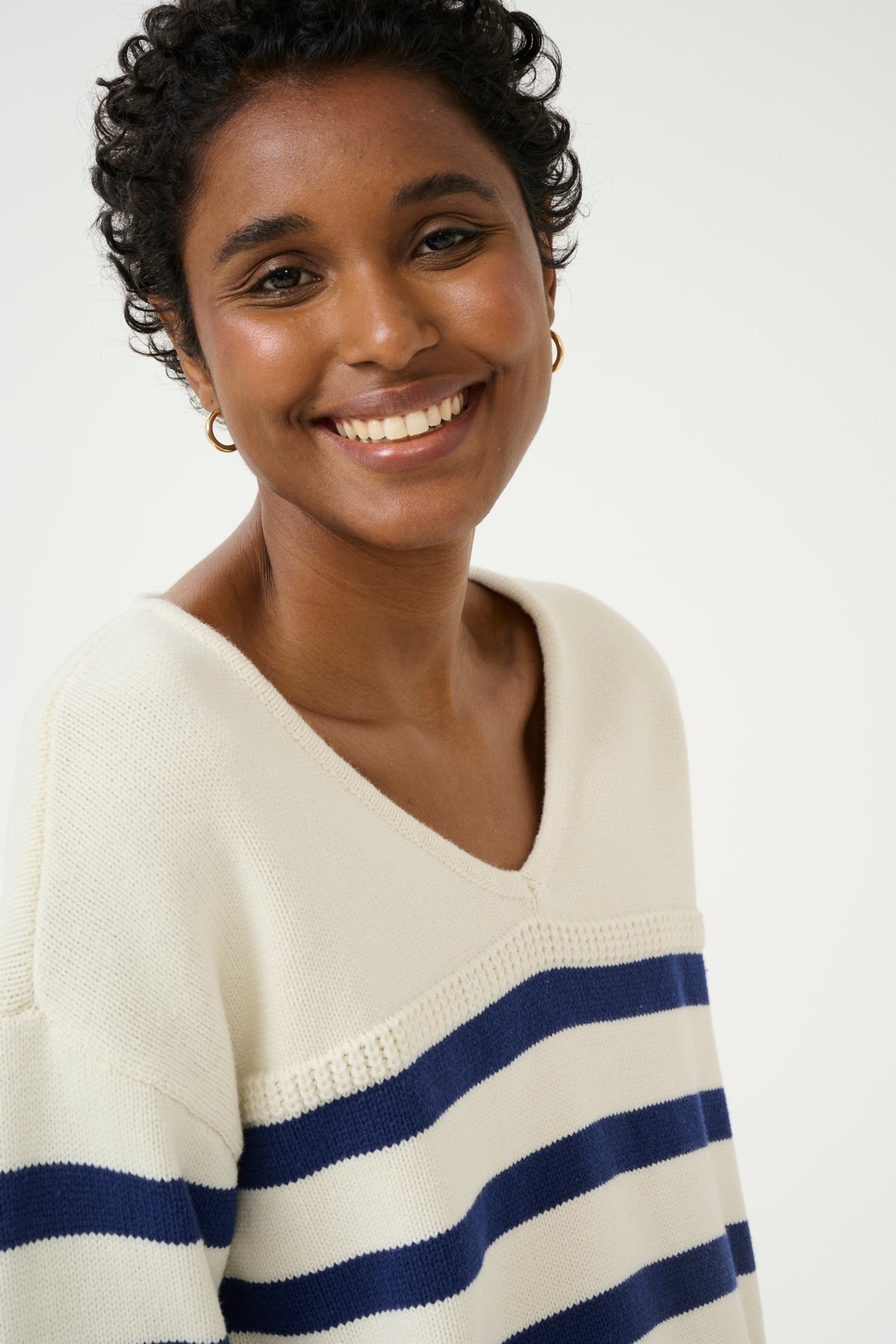 Cream Muka White/Navy Striped Knit Polo Pullover
