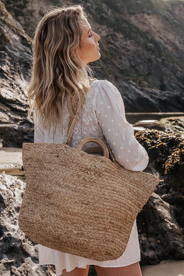 Ellyla Anaya Jute Bag