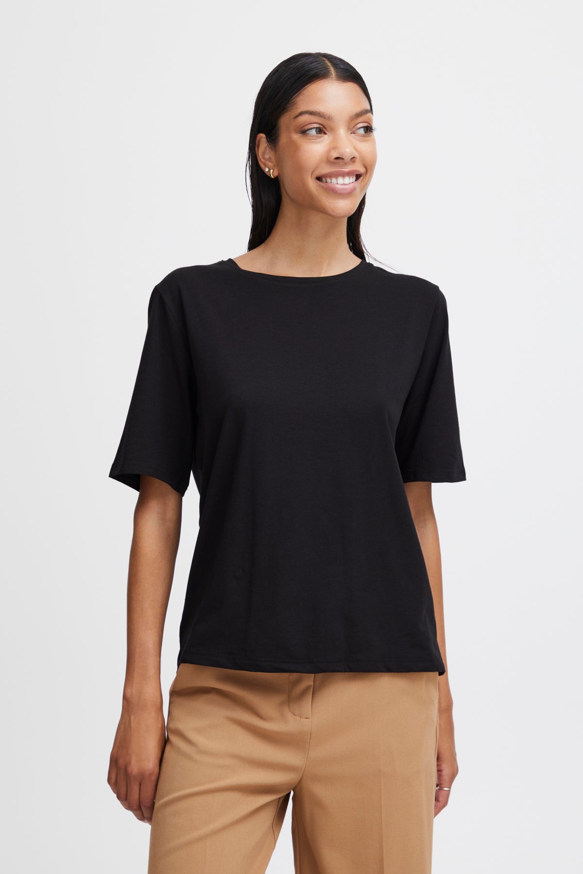 B.young Pamila Half Sleeve Black T-shirt