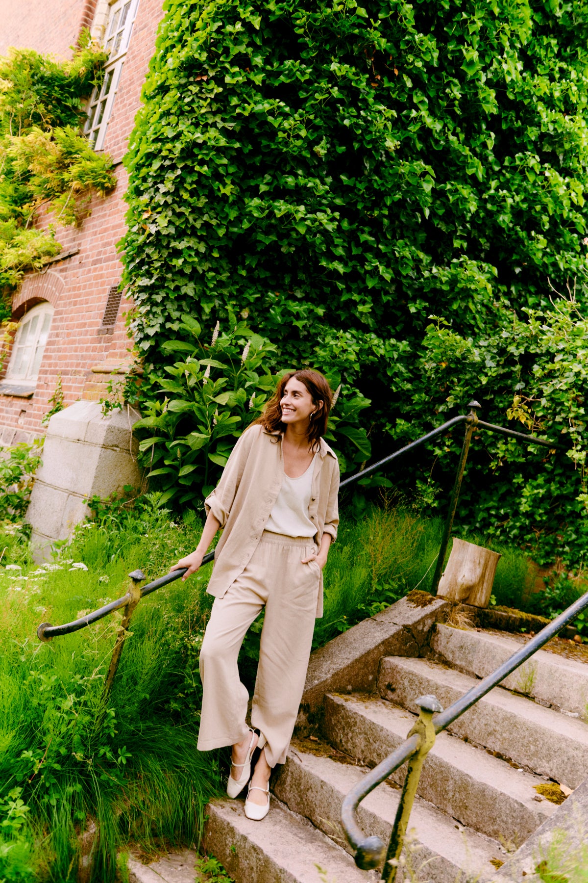 B. young Beige Falakka Long Trousers