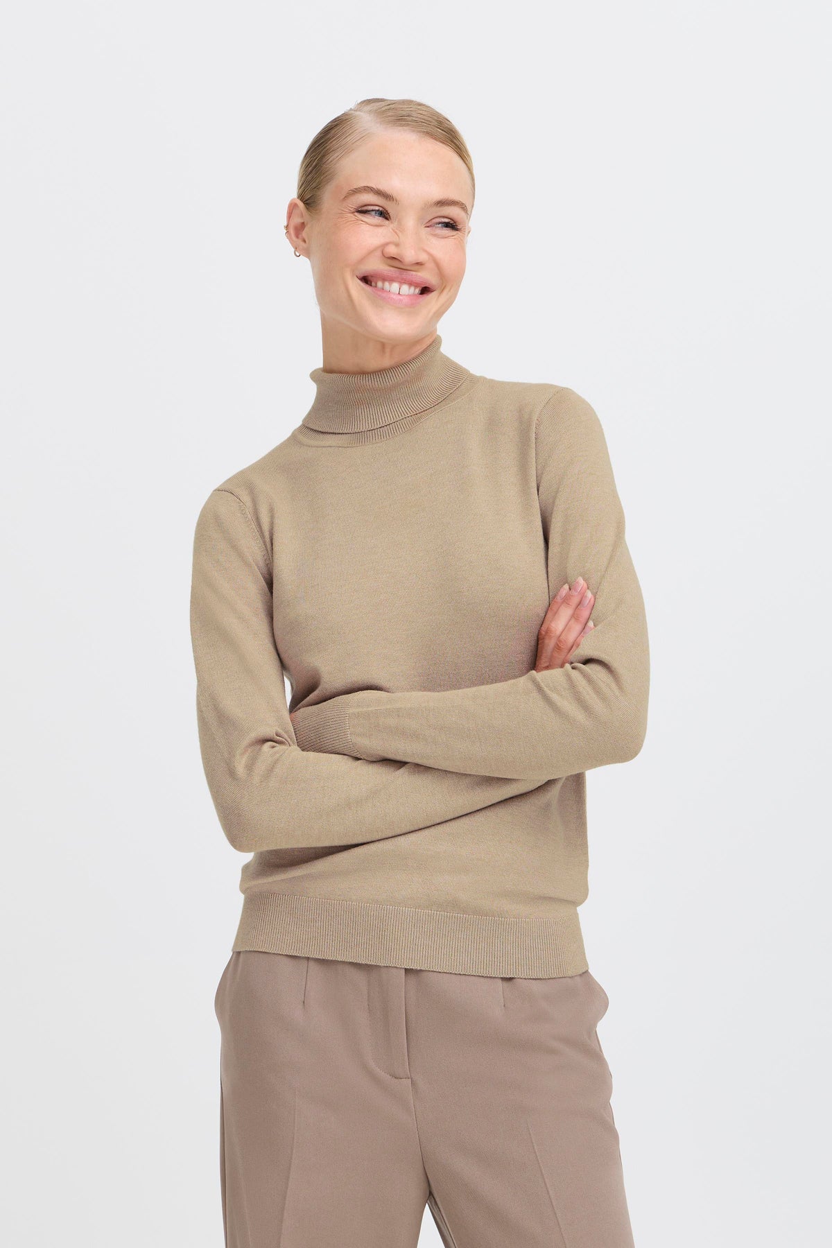 B Young MMORLA Rollneck - Humus Melange