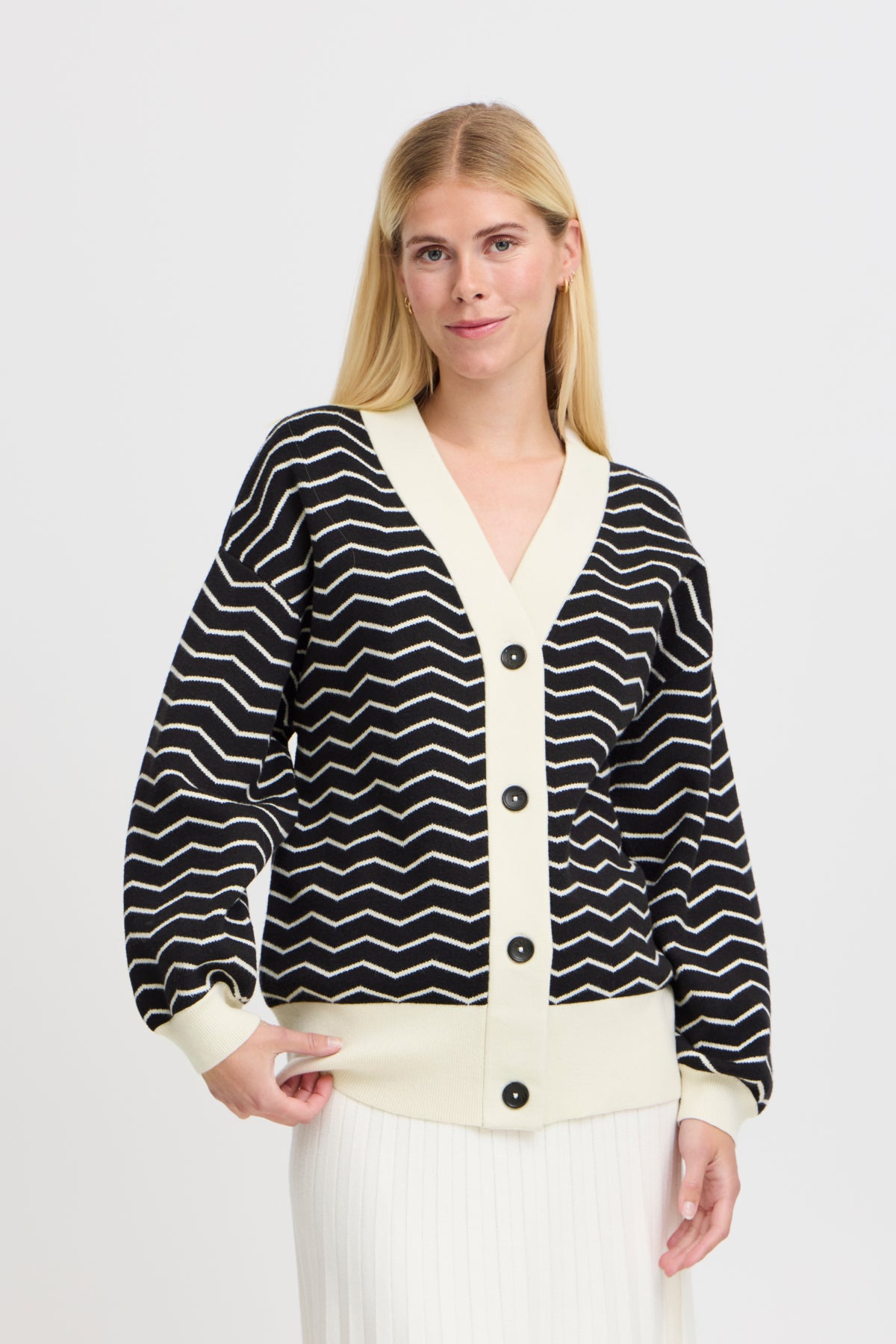 B Young OTARI Zig Zag Cardigan - Black and white pattern