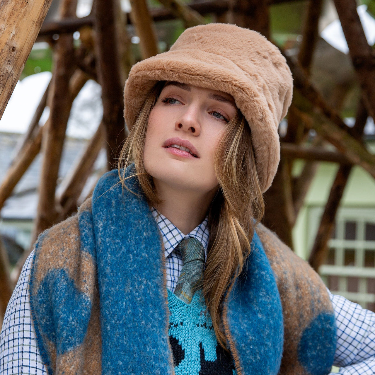 DENTS Women’s Faux Fur Bucket Hat - Camel