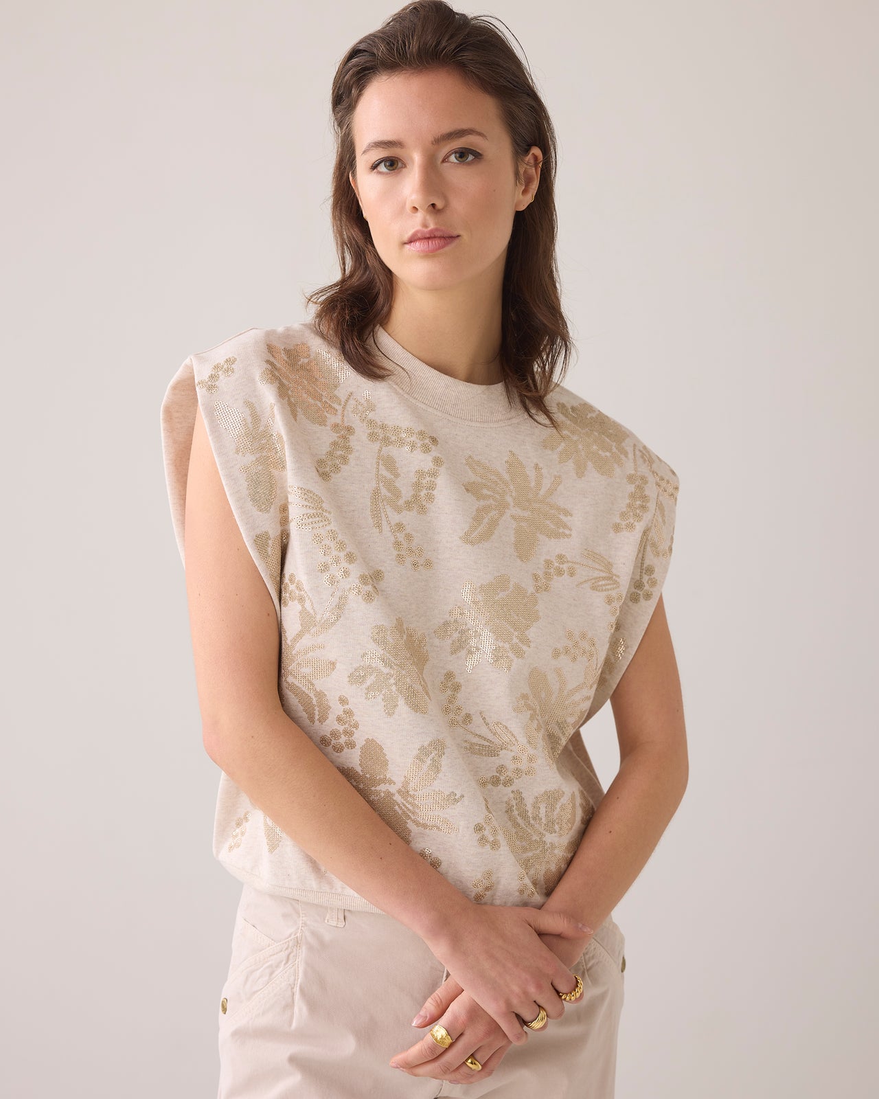 Summum Cream Sleeveless Embellished Sweatshirt