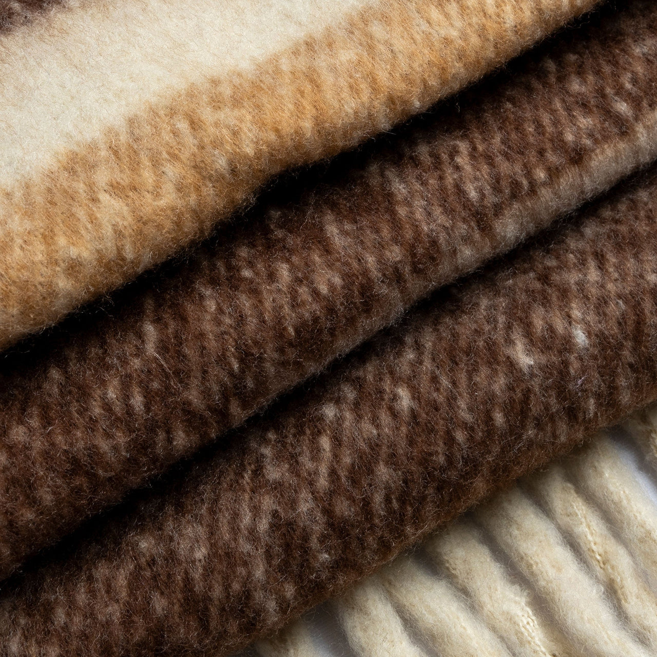 DENTS Women's Stripe Blanket Scarf with Tassels - Chocolate/Camel