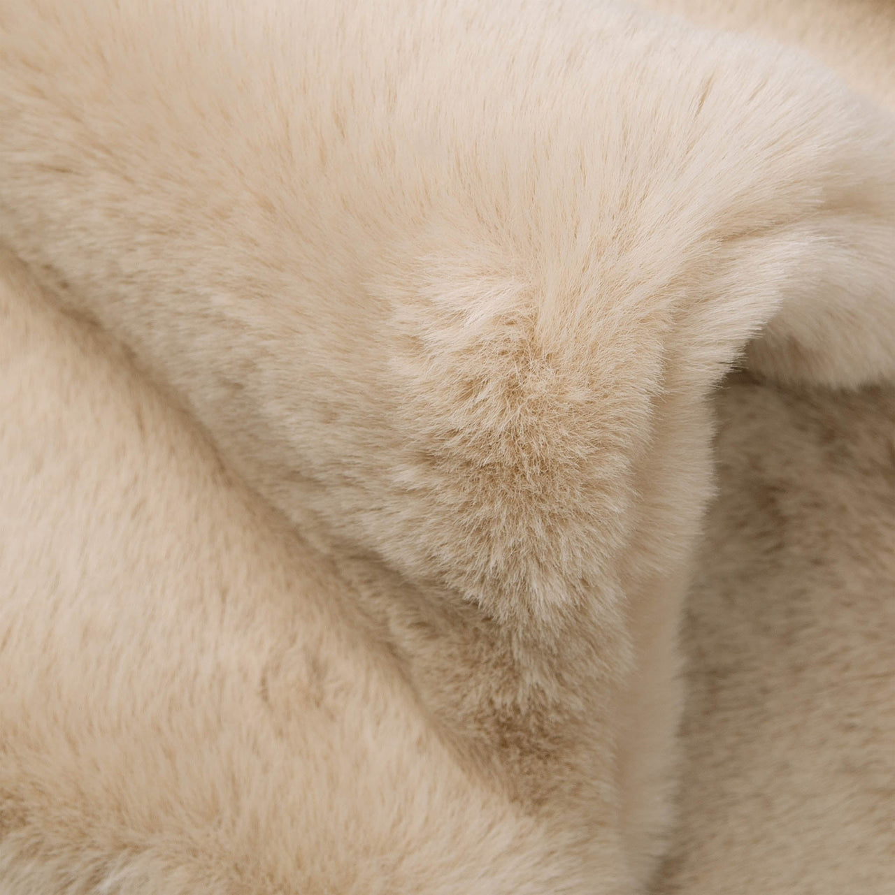 DENTS Women's Faux Fur Pull-Through Scarf - Natural