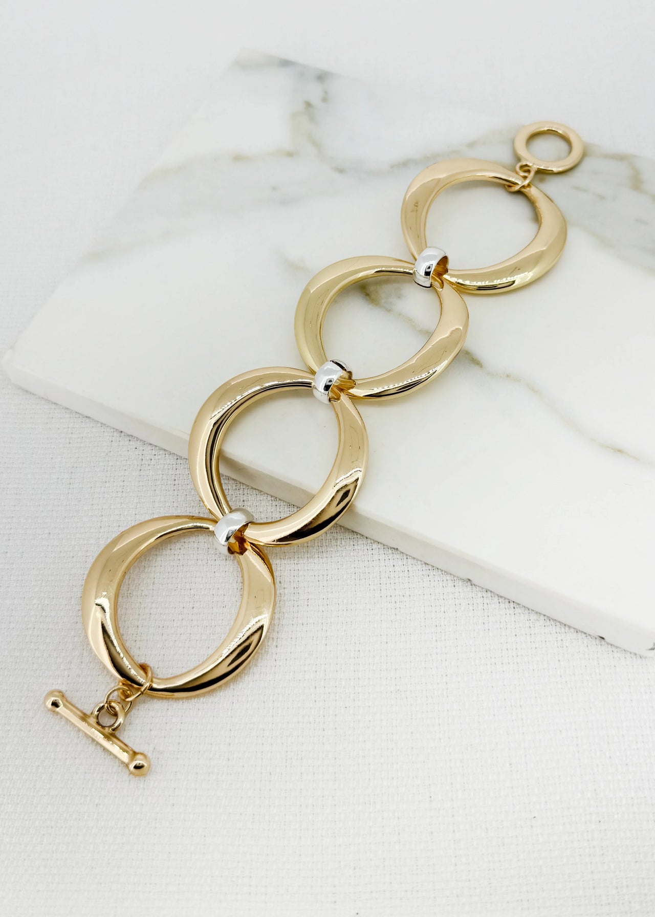 Envy Gold Circle Link Bracelet