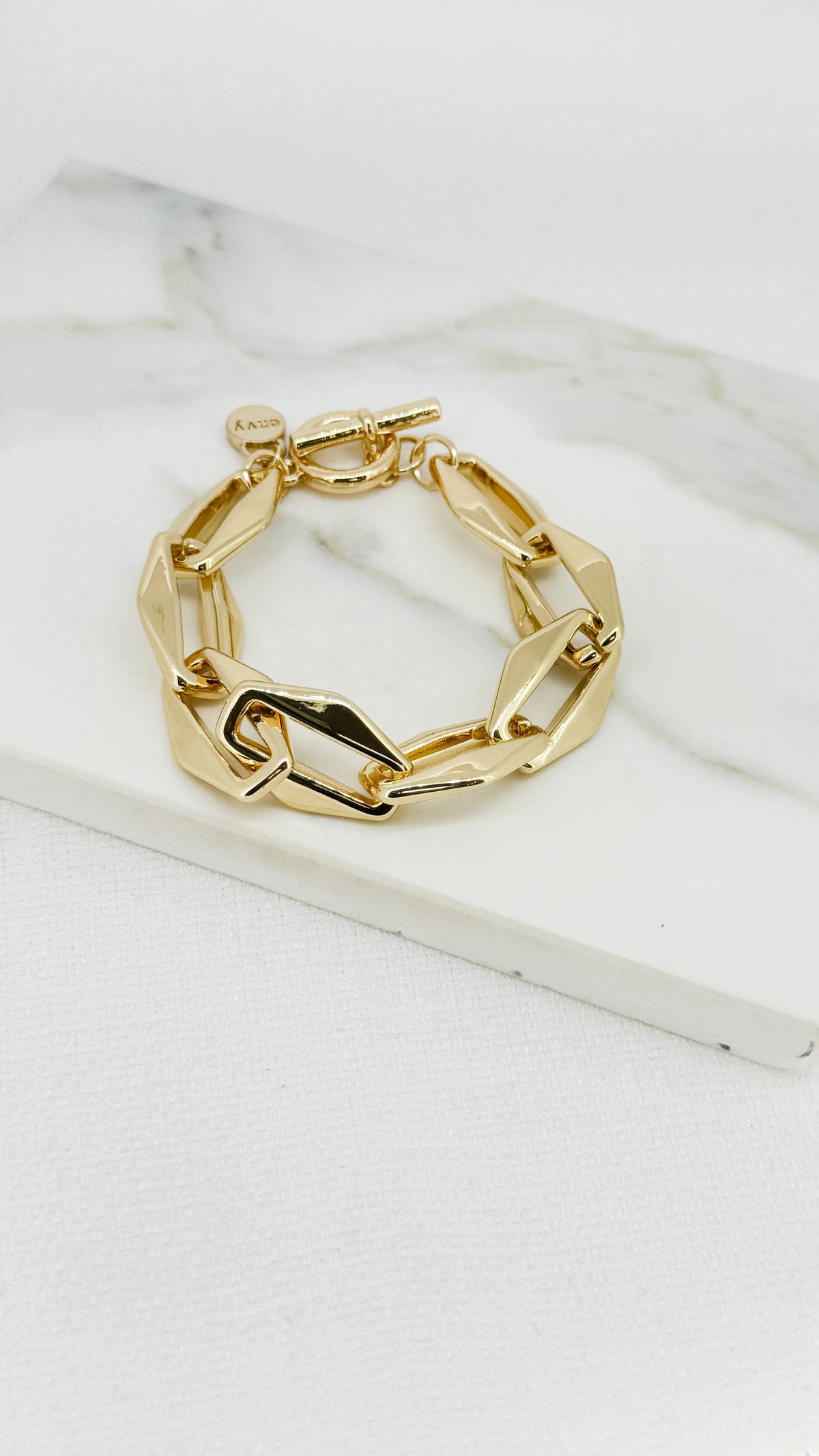 Envy Bracelet Gold thick link faceted T-bar bracelet