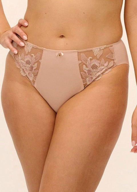 Wacoal Magdalena Briefs - Nude