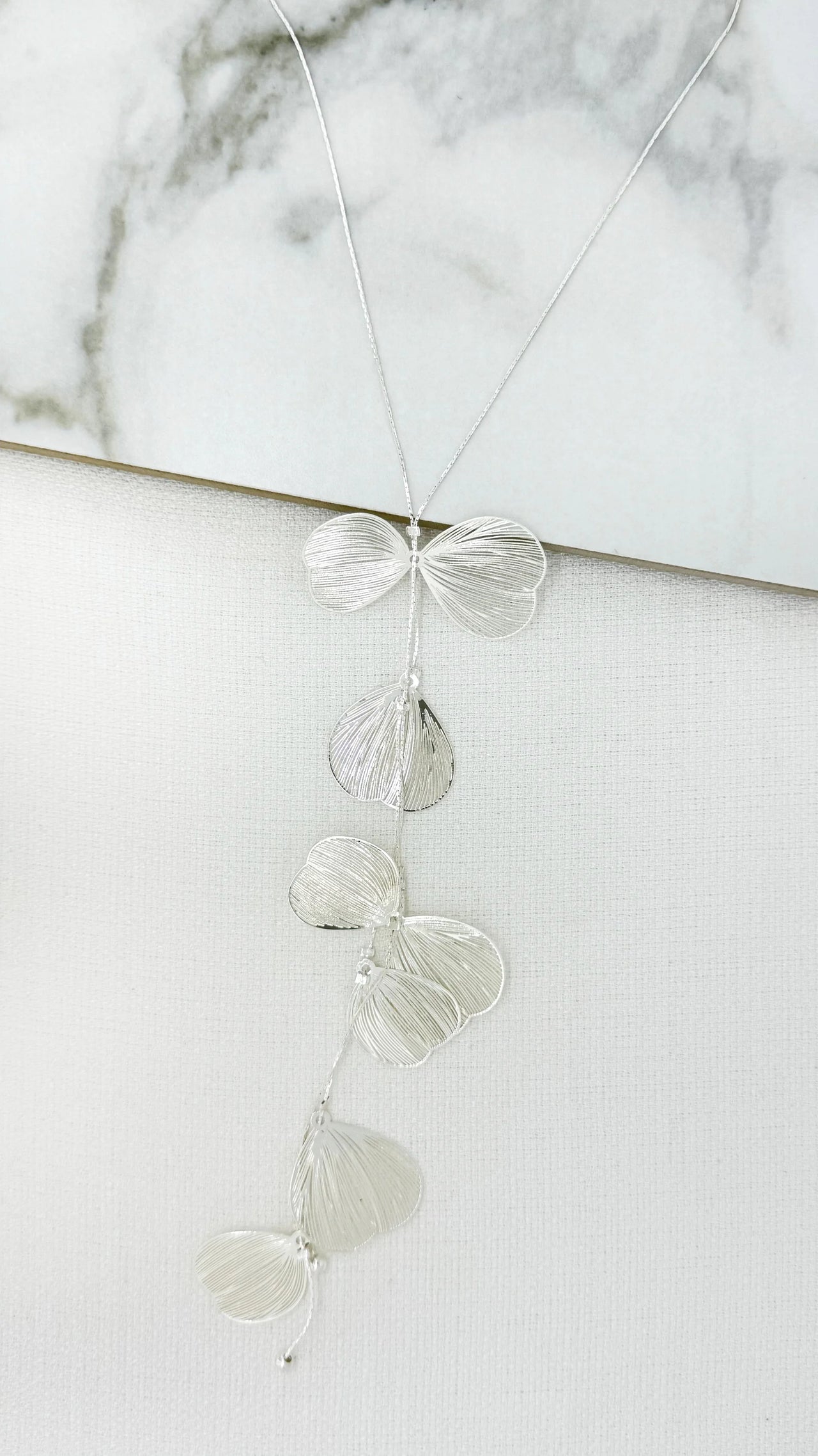 Envy Silver Flower Necklace