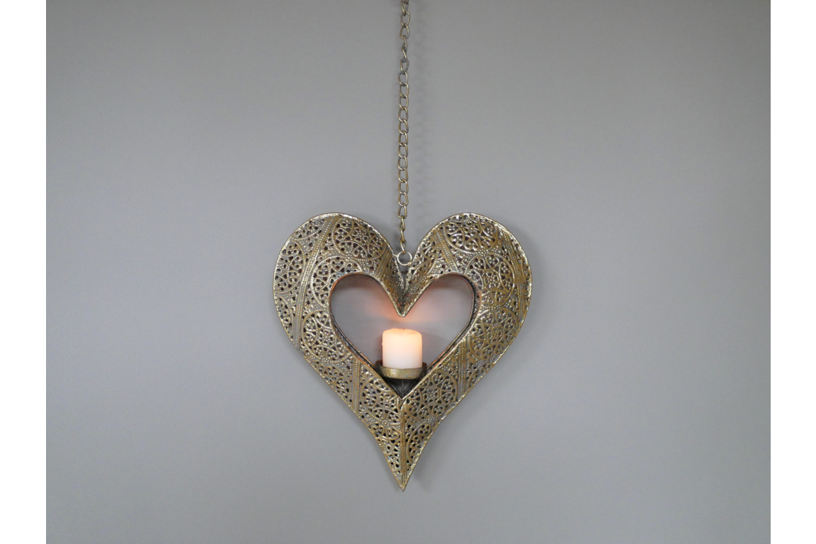 Dutch Imports Hanging Heart Candle