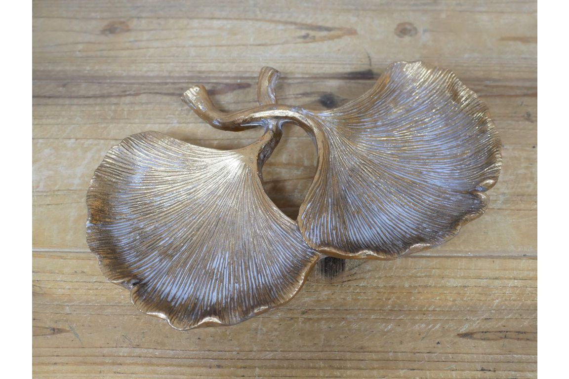 Dutch Imports Leaf Dish