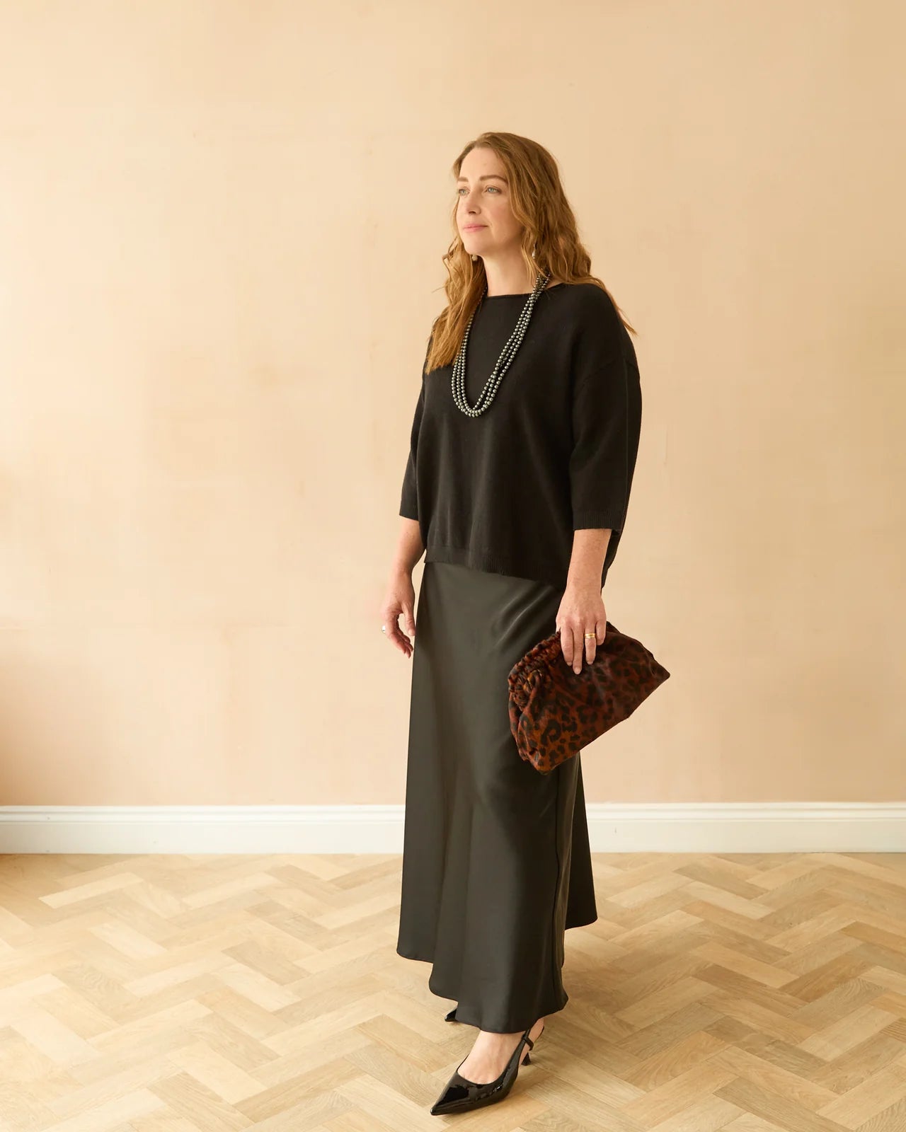 Chalk Gina Skirt- Black