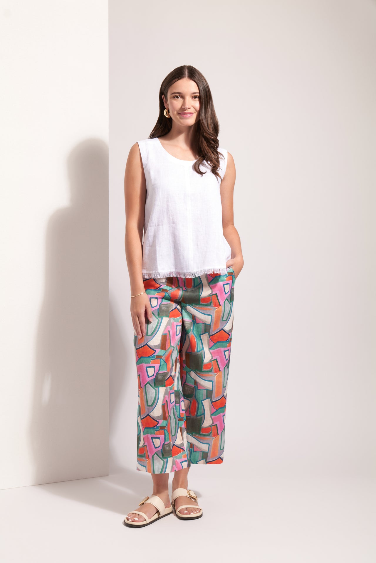 Foil Benefits Shell Top - White