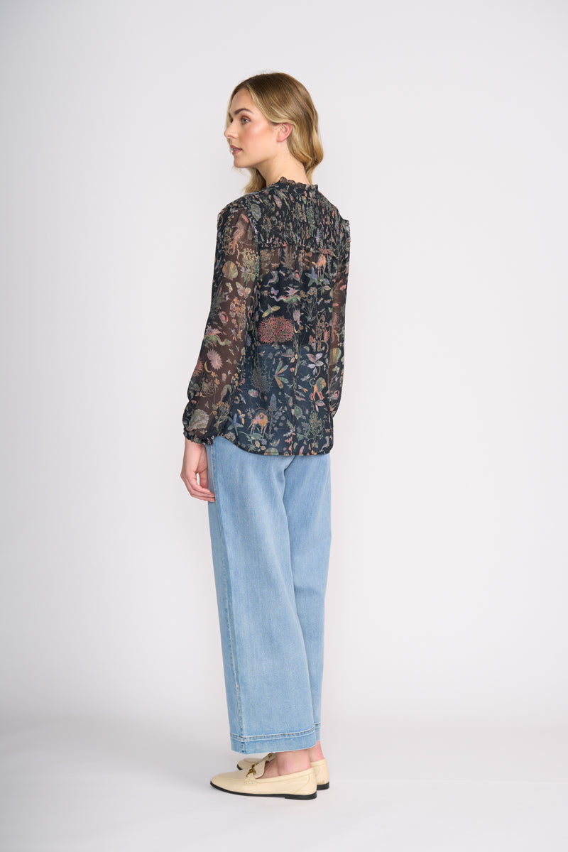 Foil 'Stepping Out' Blouse - Narnia
