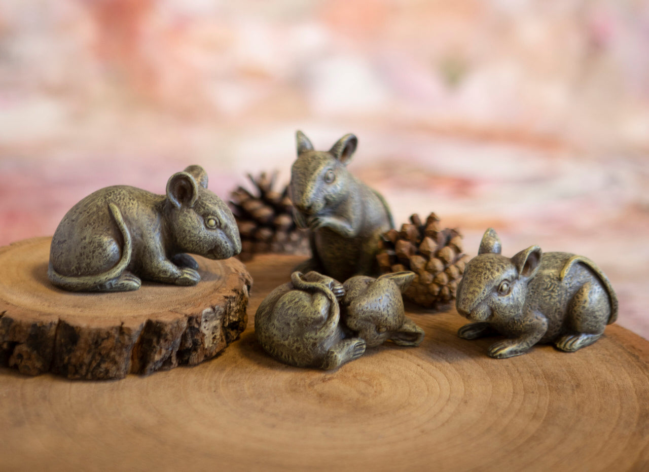 London Ornaments Small Mice Statues