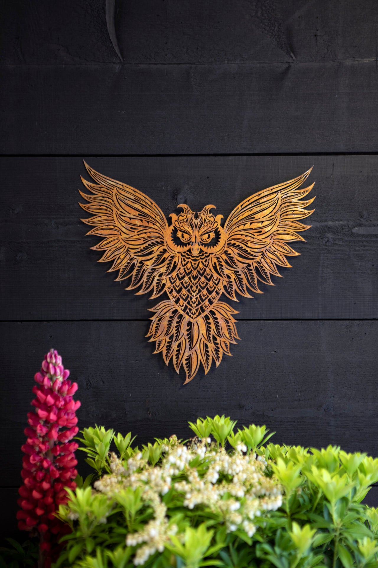 London Ornaments Owl Plaque
