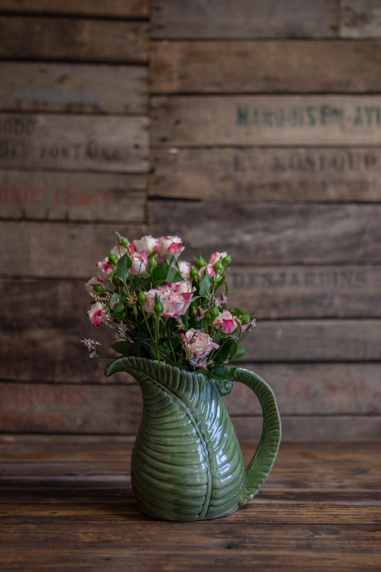 London Ornaments Green Leaf Jug