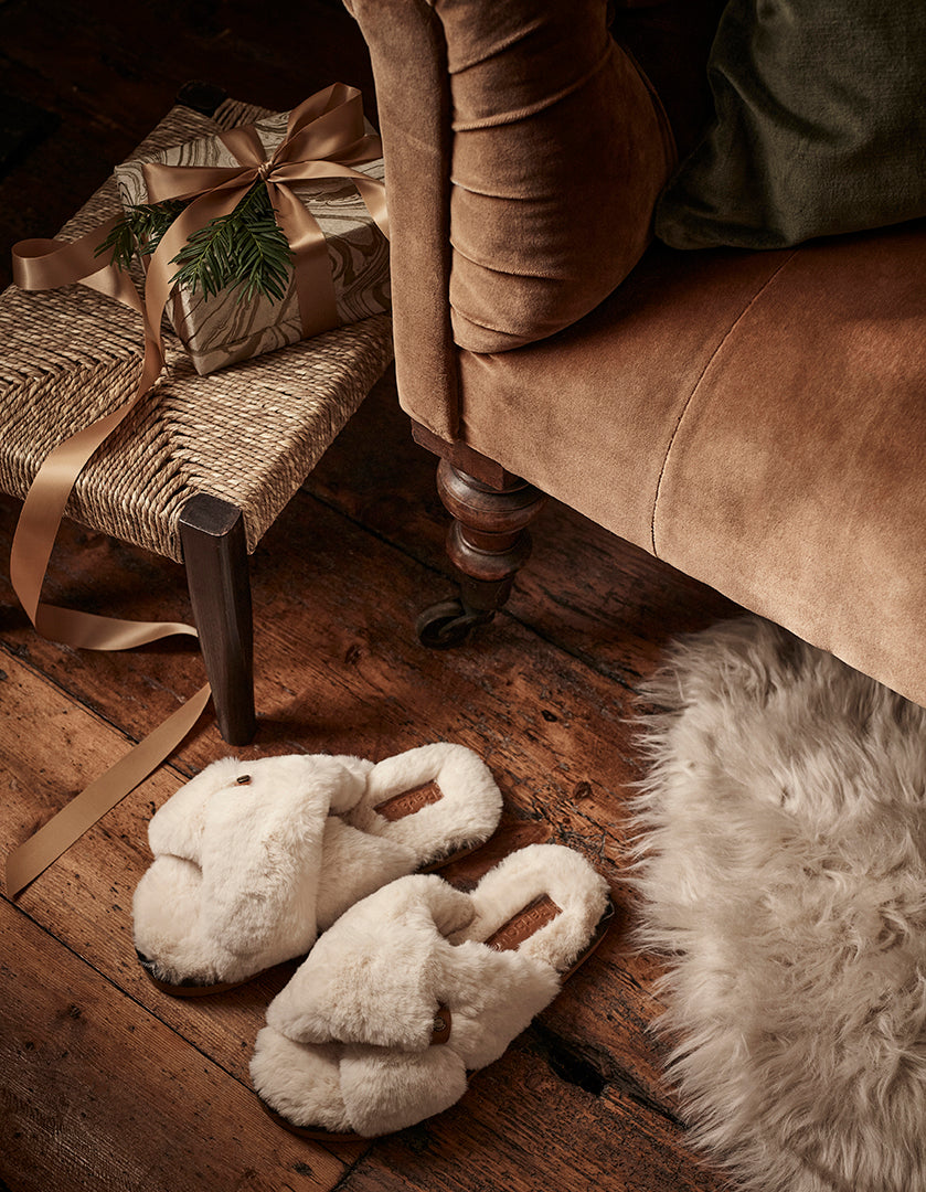 Barbour Eliza Cross-Over Slippers - Ivory