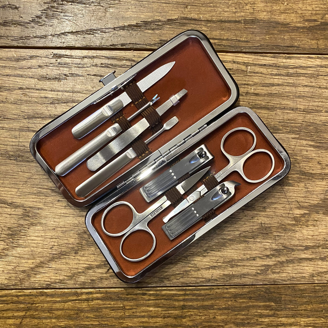 Sarome 8 Piece Stainless Manicure Set in Brown PU Case