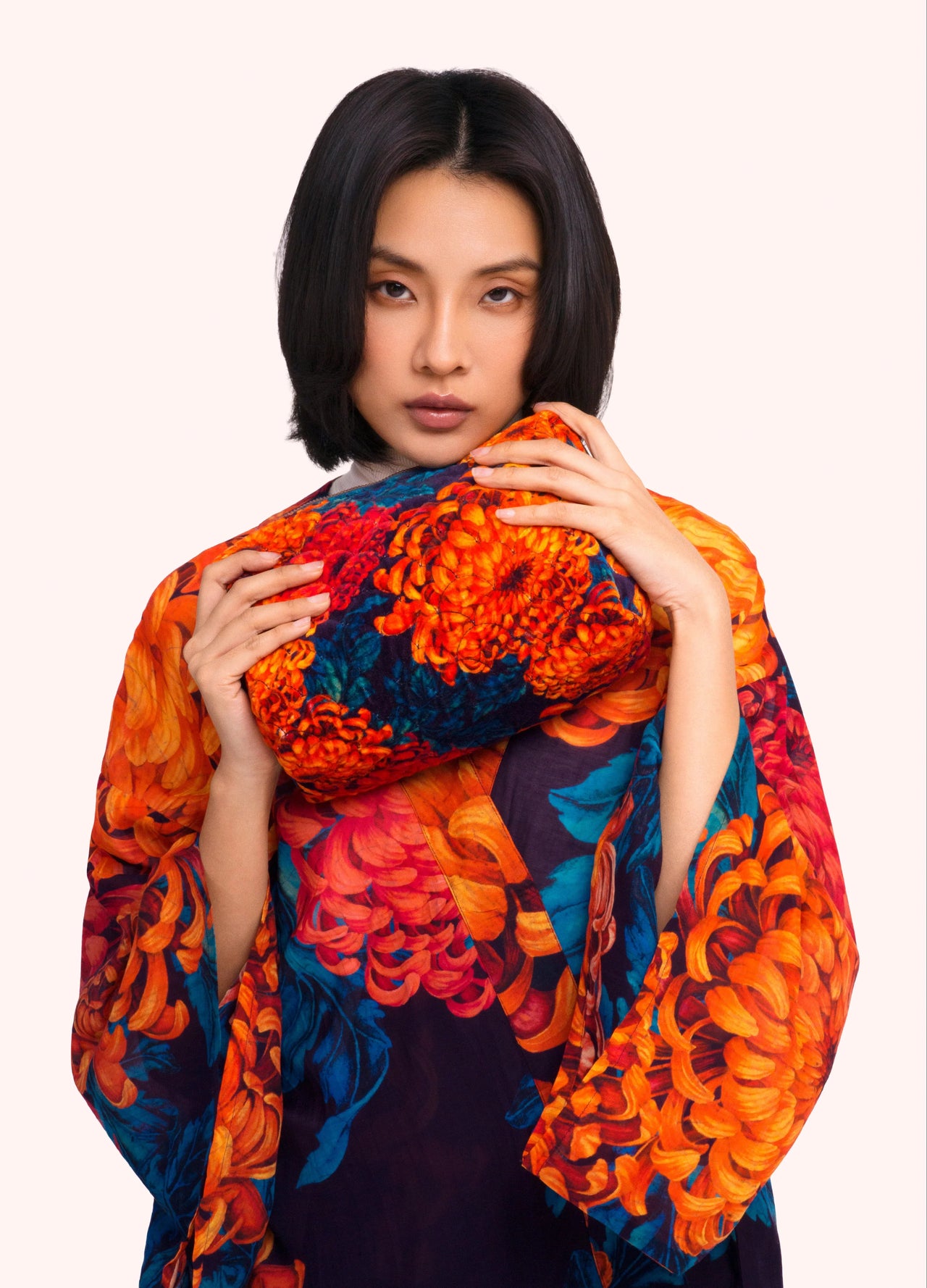 Powder Quilted Velvet Washbag - Chrysanthemum