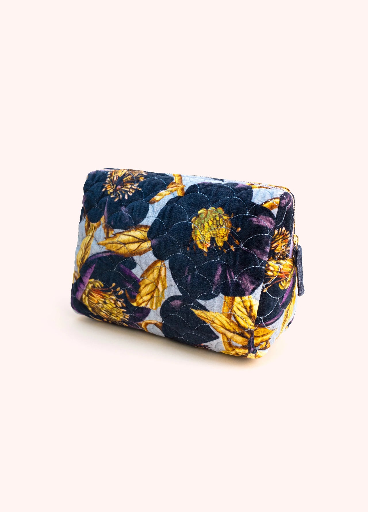 Powder Quilted Velvet Washbag - Hellebore