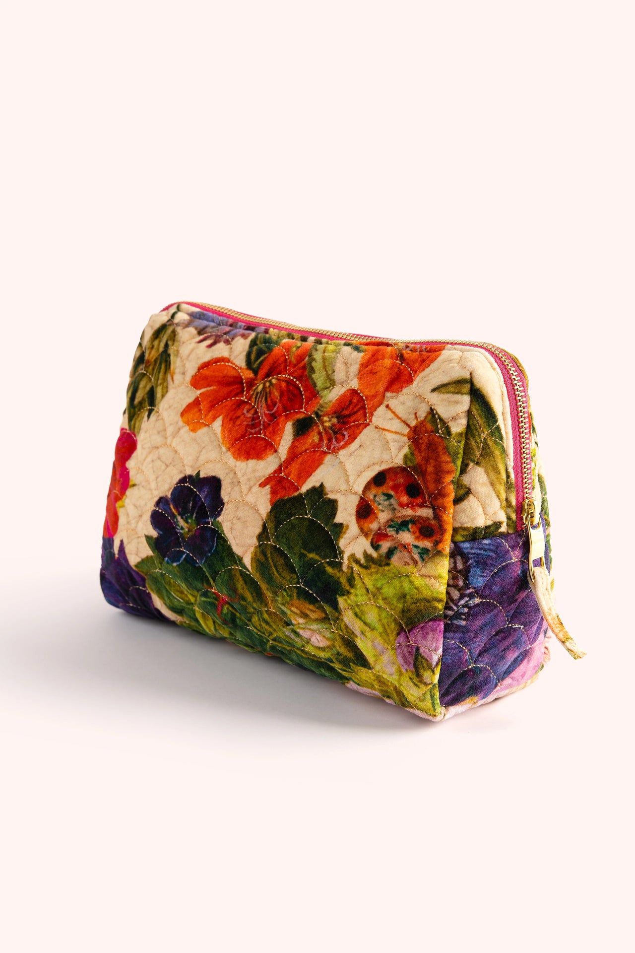 Powder Quilted Washbag - Cream Posy