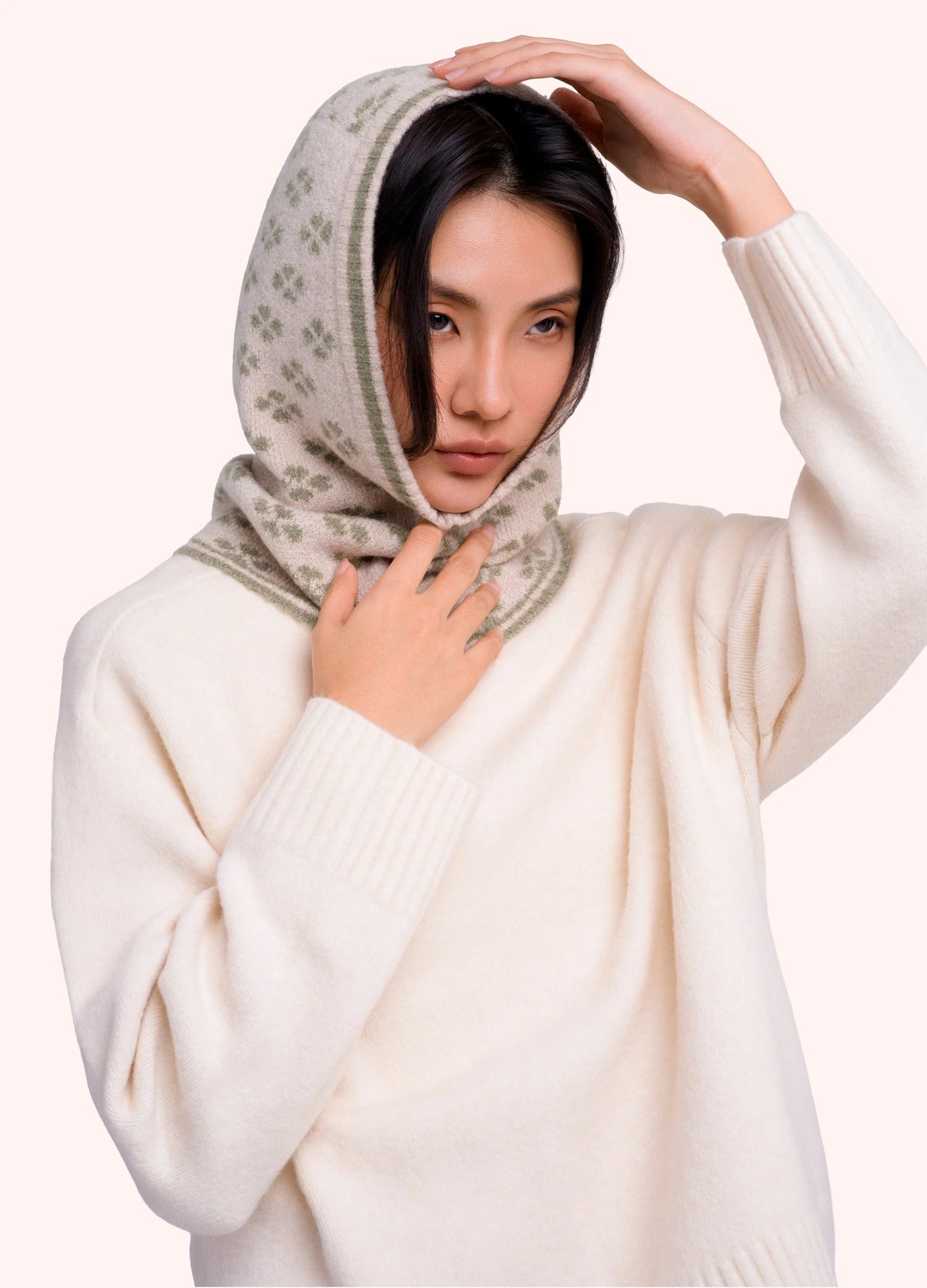 Powder Roxy Snood - Cream & Moss