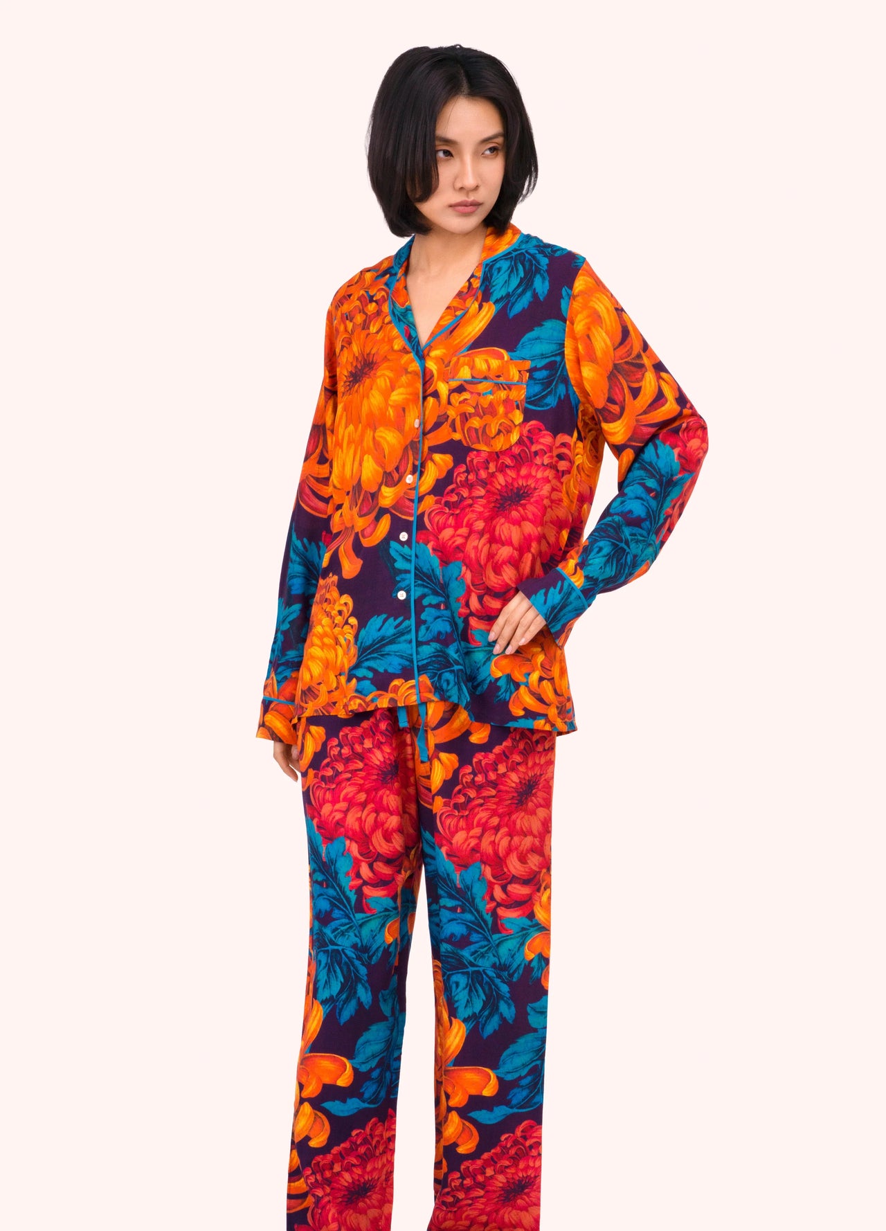 Powder Chrysanthemum Long Pyjamas