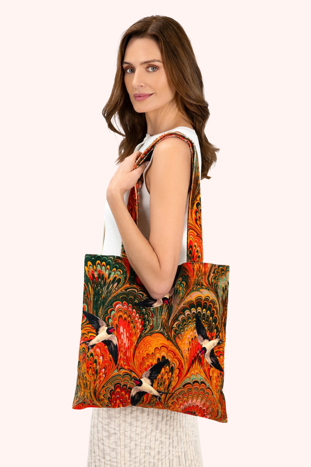 Powder Velvet Tote Bag - Marbled Swallows