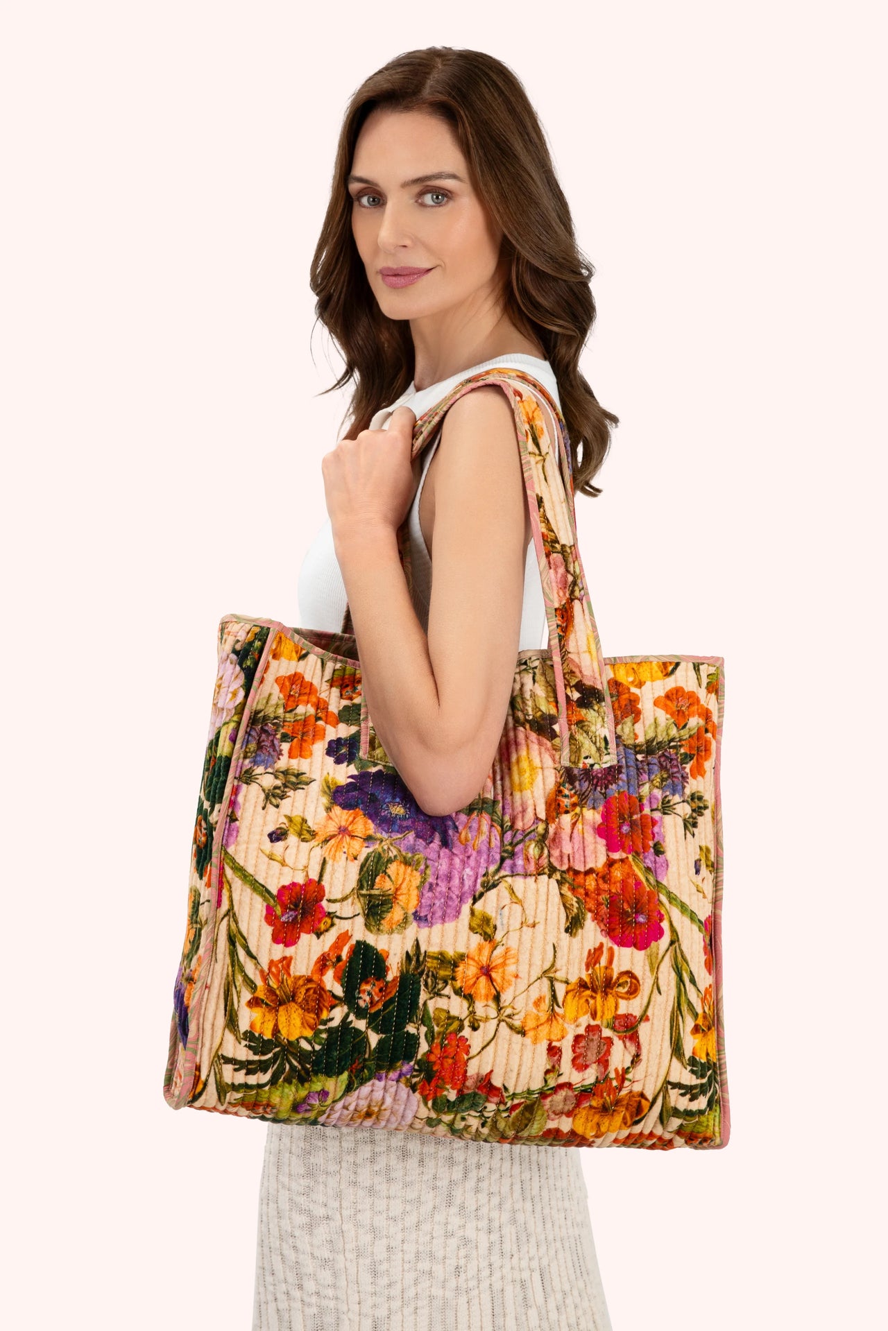 Powder Velvet Quilted Tote Bag - Cream Posy