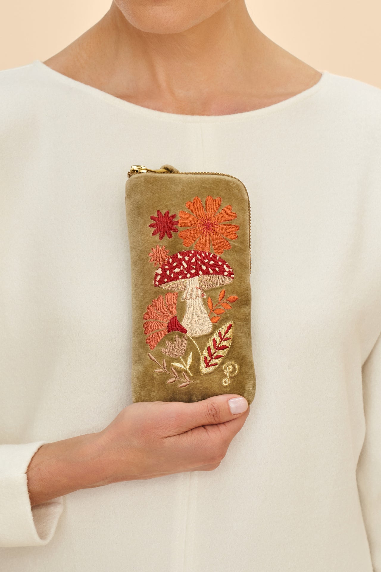 Powder Tranquil Toadstool Sunglasses Pouch