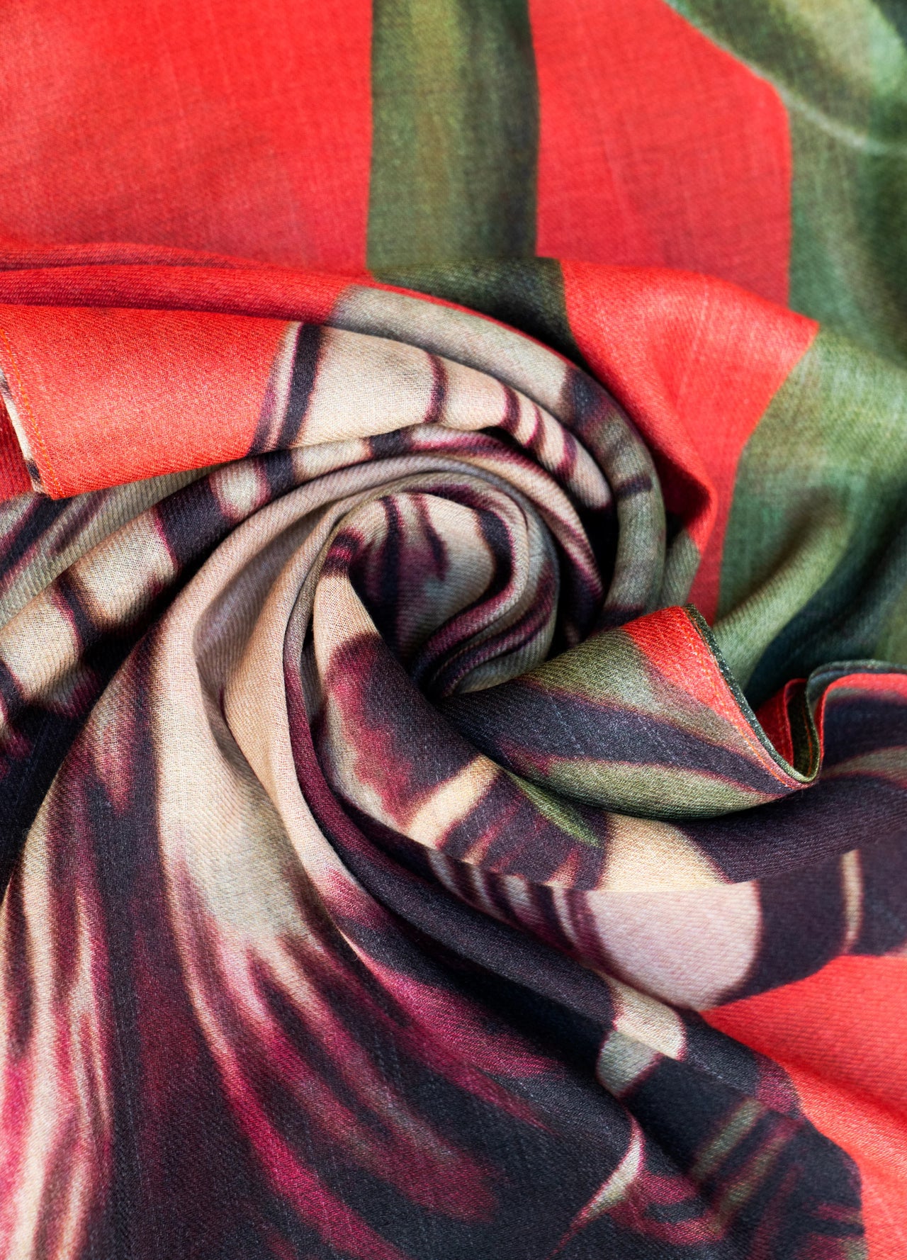 Powder Wool Scarf - Tulip