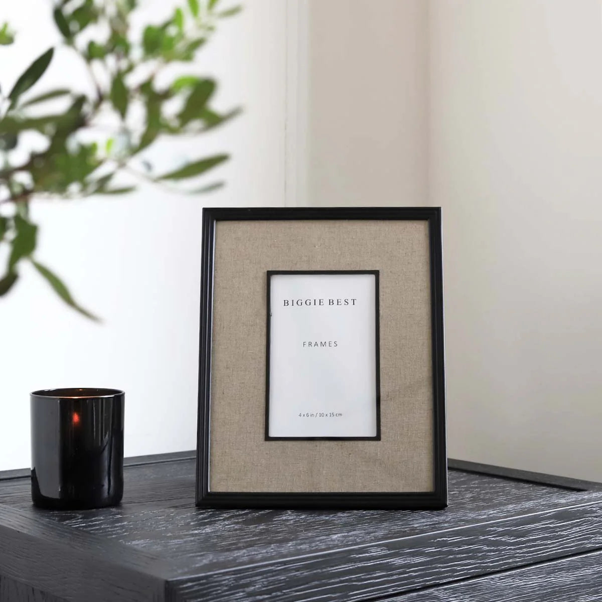 Biggie Best 4x6 Linen Border Black Picture Frame