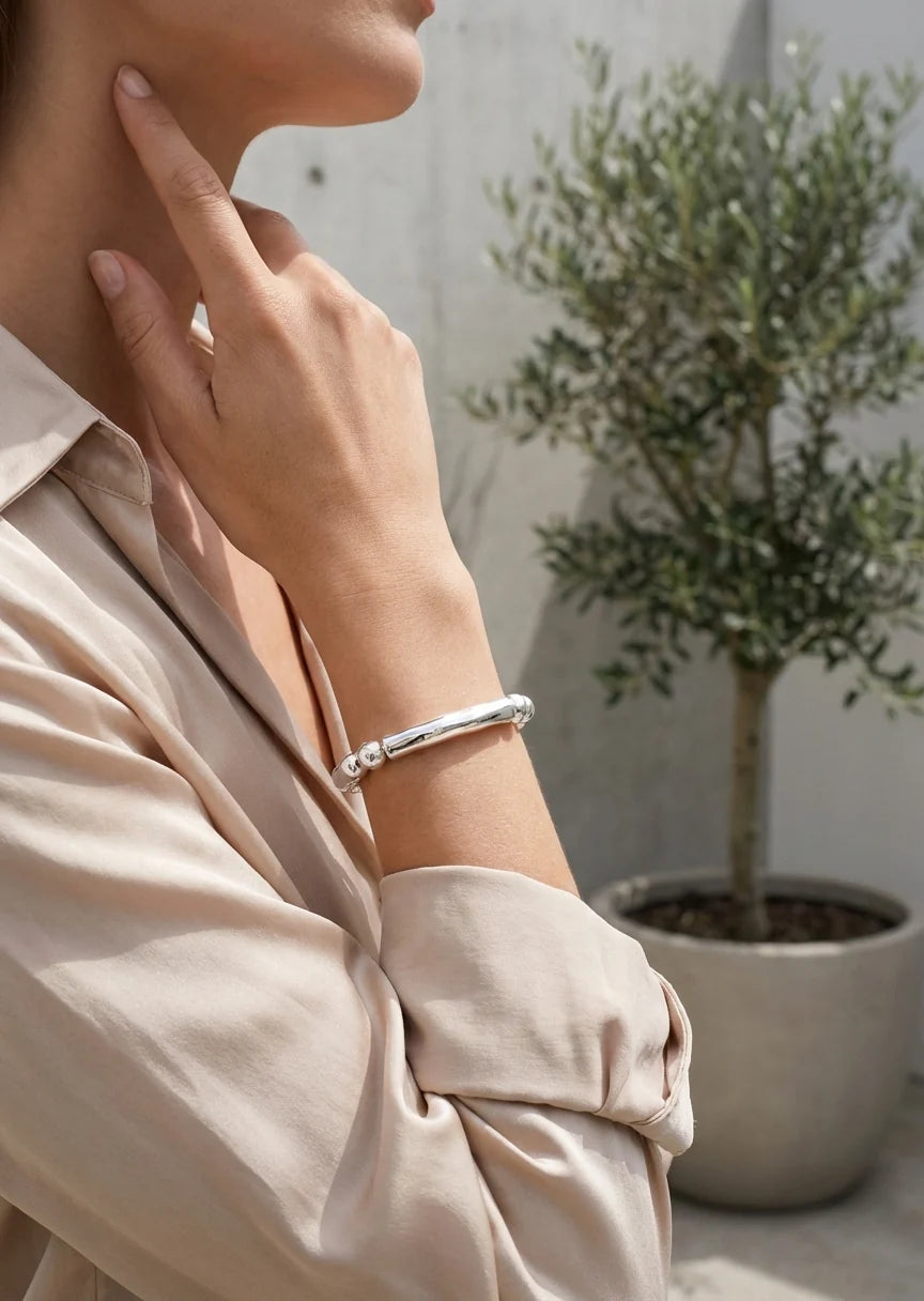 Envy Bracelet Silver stretch bar and ball bangle