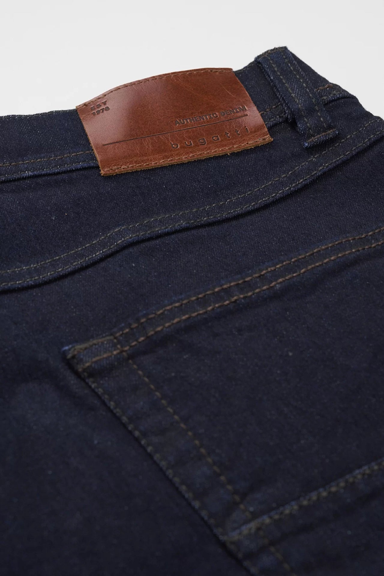 Bugatti Regular Dark Blue Jeans