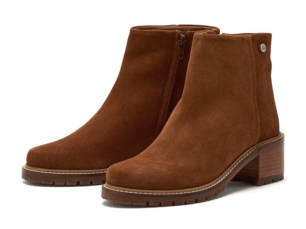 Chatham Hays Tan Suede Ankle Zip Boots - Tan