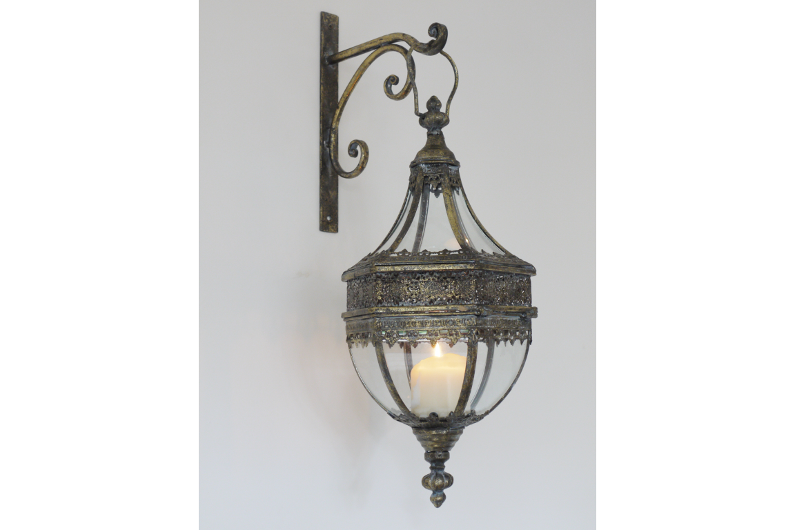 Dutch Imports Lantern & Bracket