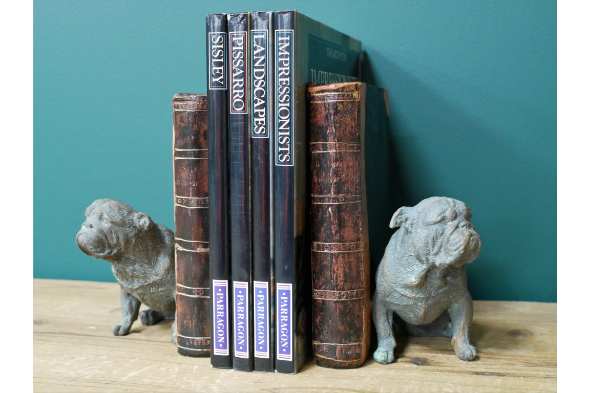 Dutch Imports Bulldog Bookends