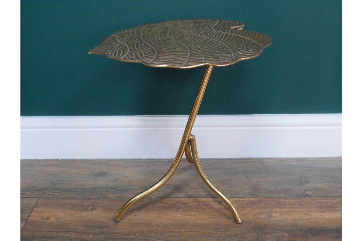 Dutch Imports Leaf Side Table