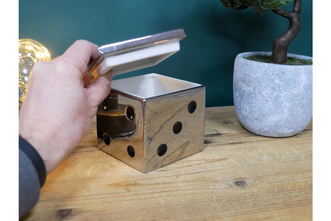 Dutch Imports Dice Box