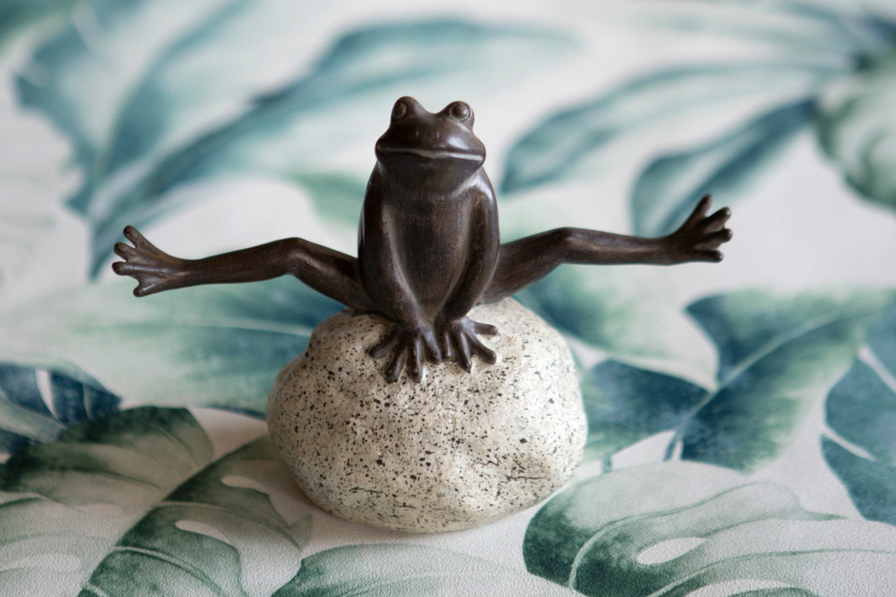 London Ornaments Leap Frog